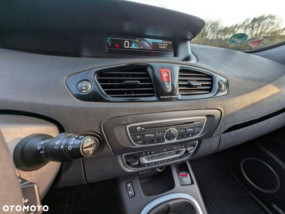Renault Grand Scenic - 14
