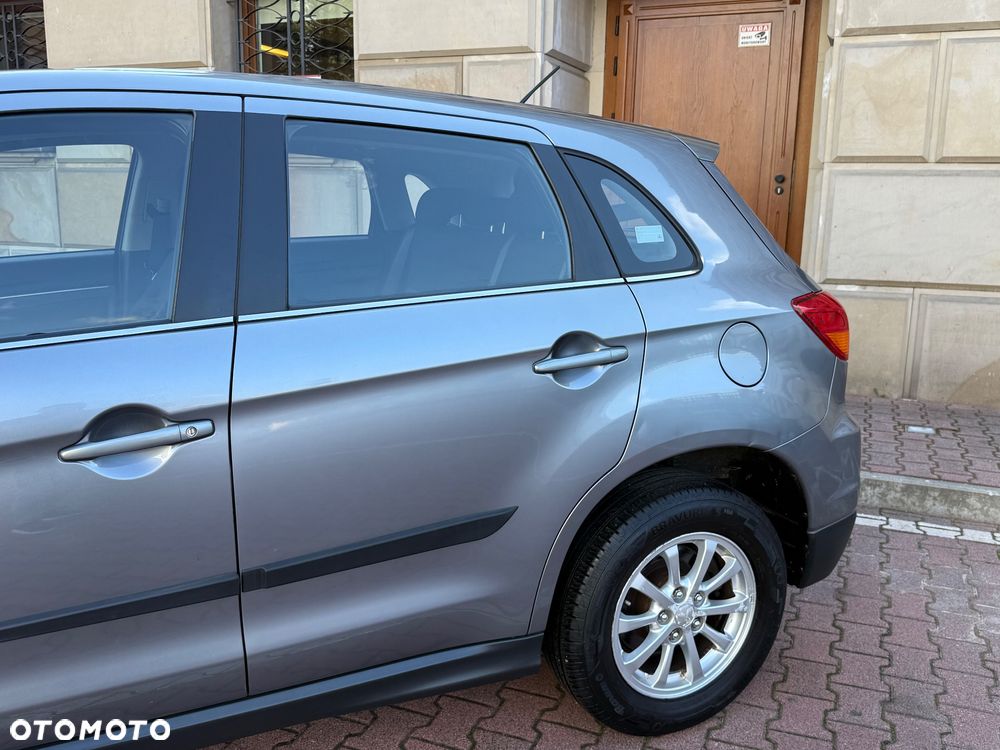 Mitsubishi ASX - 13