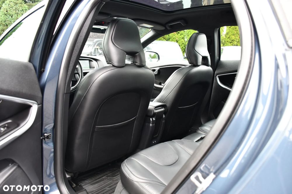 Volvo V40 T4 Inscription - 20