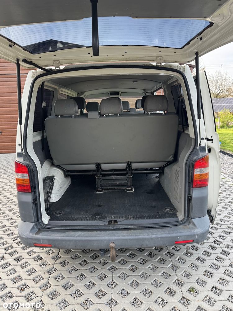 Volkswagen Transporter - 24