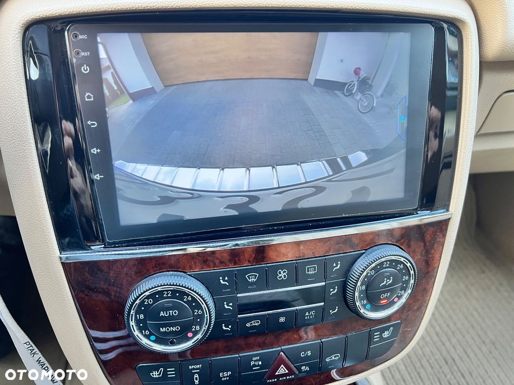 Mercedes-Benz Klasa R 500 L 4-Matic - 21