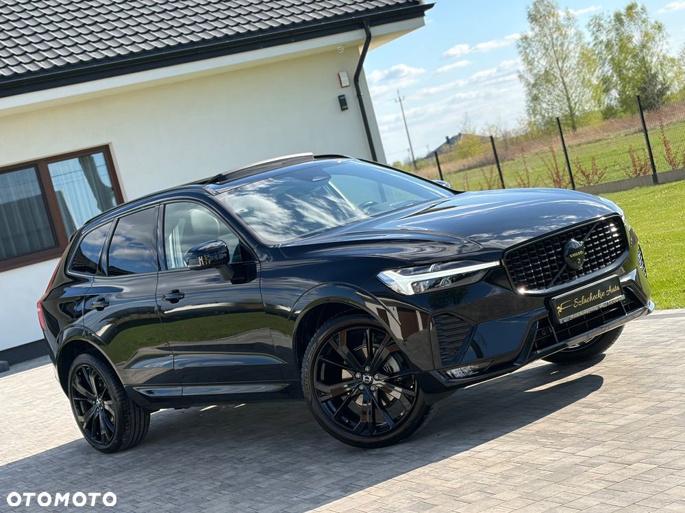 Volvo XC 60 B5 B AWD Plus Black Edition - 8