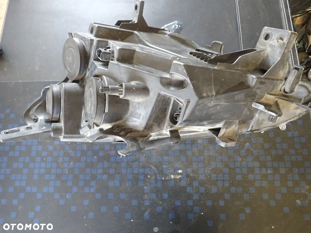 CITROEN BERLINGO/ PARTNER LAMPA PRZÓD PRZEDNIA PRAWA 9682829380 9682828180 - 4