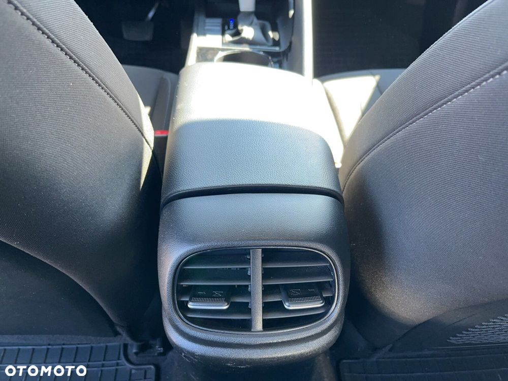 Hyundai Elantra 1.6 Smart CVT - 15