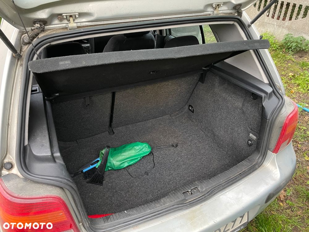 Volkswagen Golf - 17