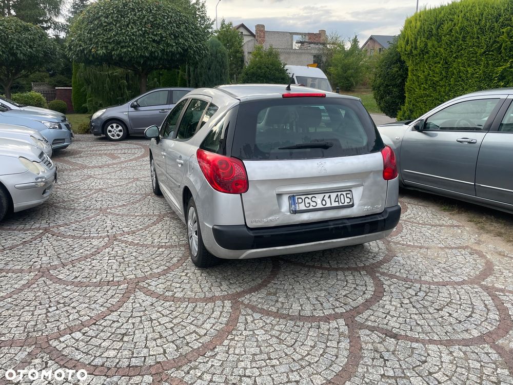 Peugeot 207 1.4 16V Trendy - 6