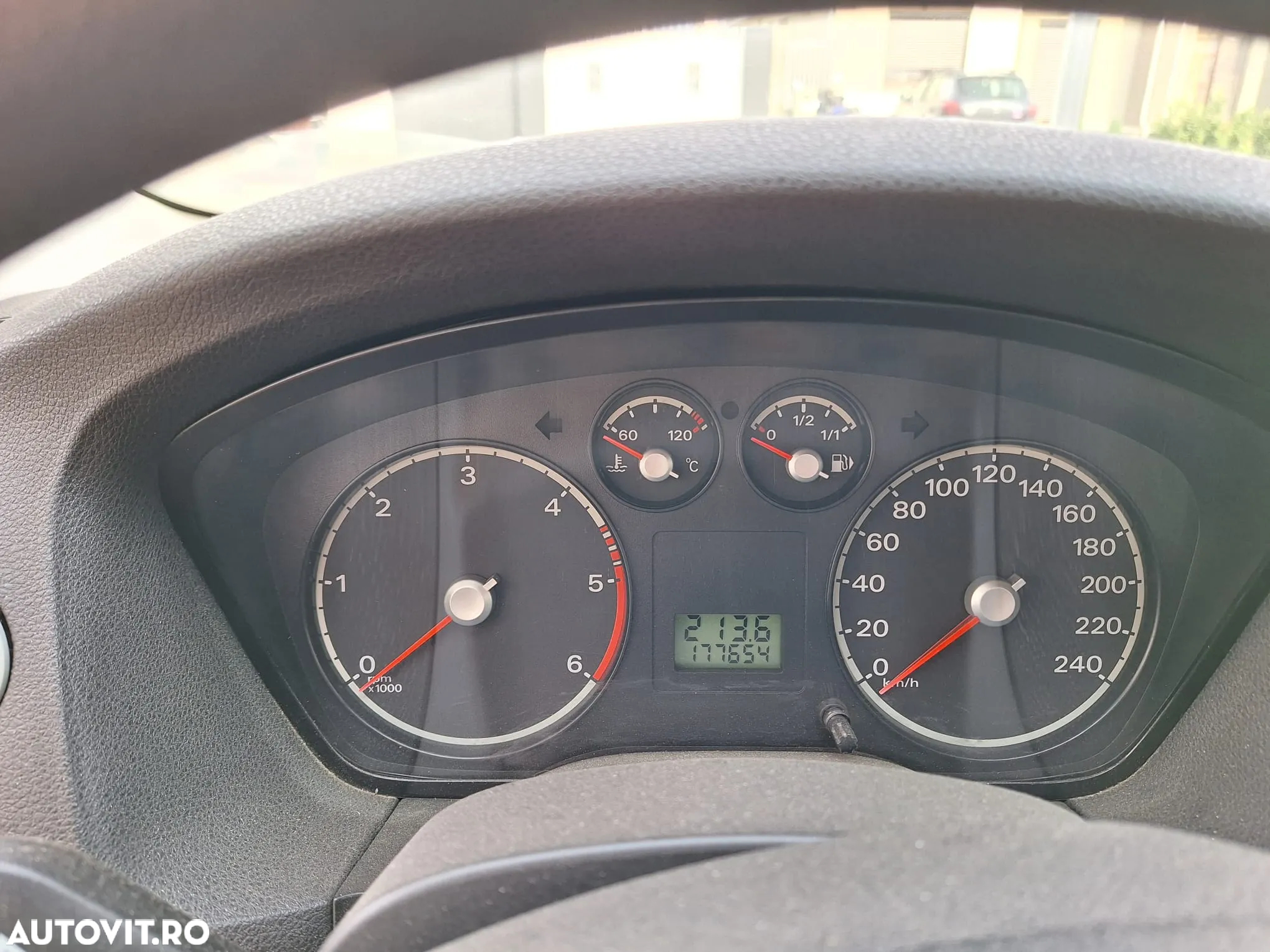 Ford Focus - 5