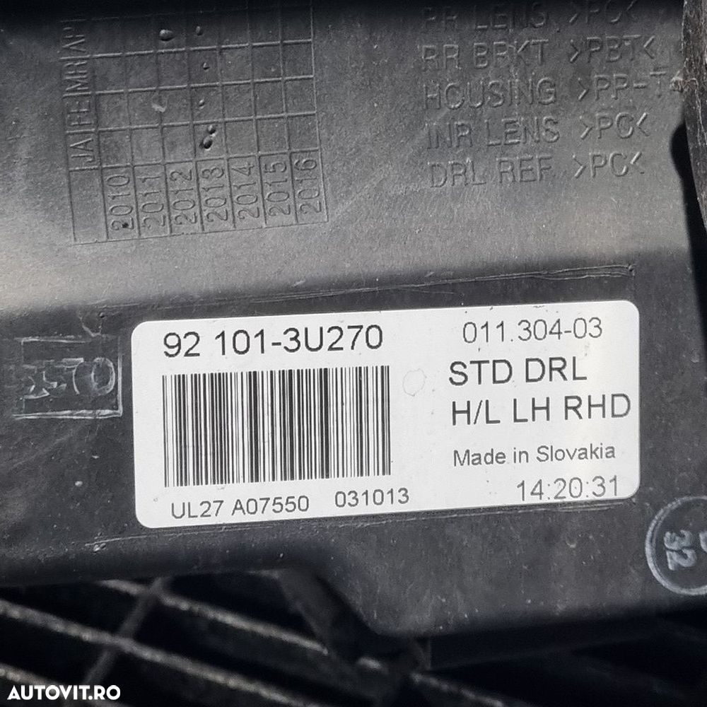 Far Stanga Kia Sportage III 2010 - 2016 SUV 4 Usi (1379) Cu lupă 921013U270 - 4