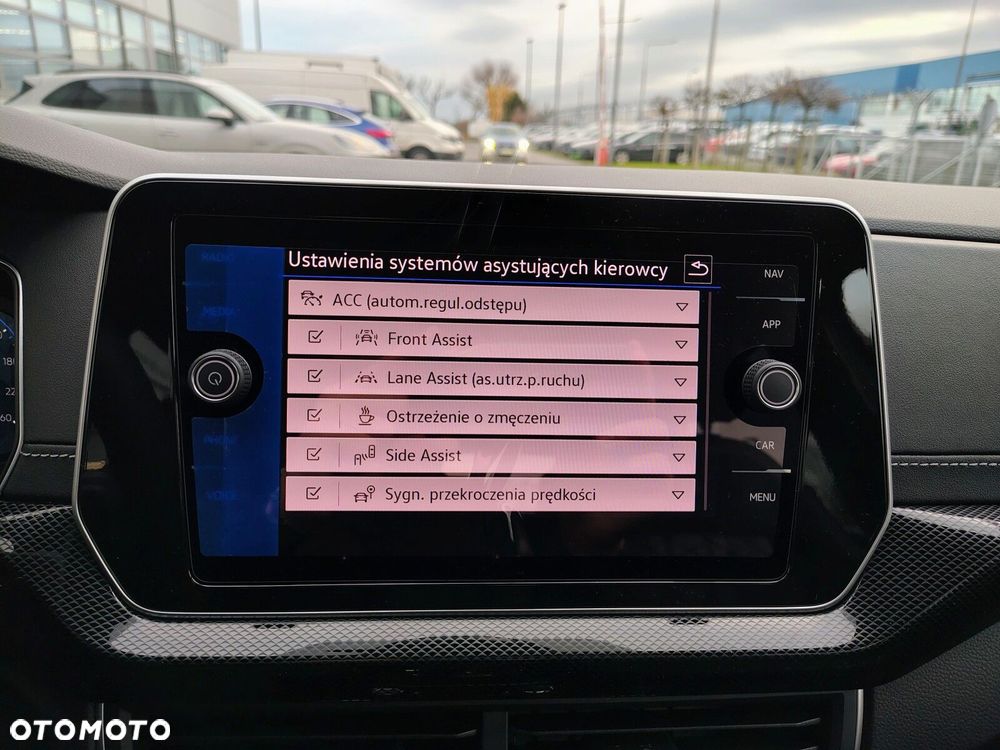 Volkswagen T-Cross - 18