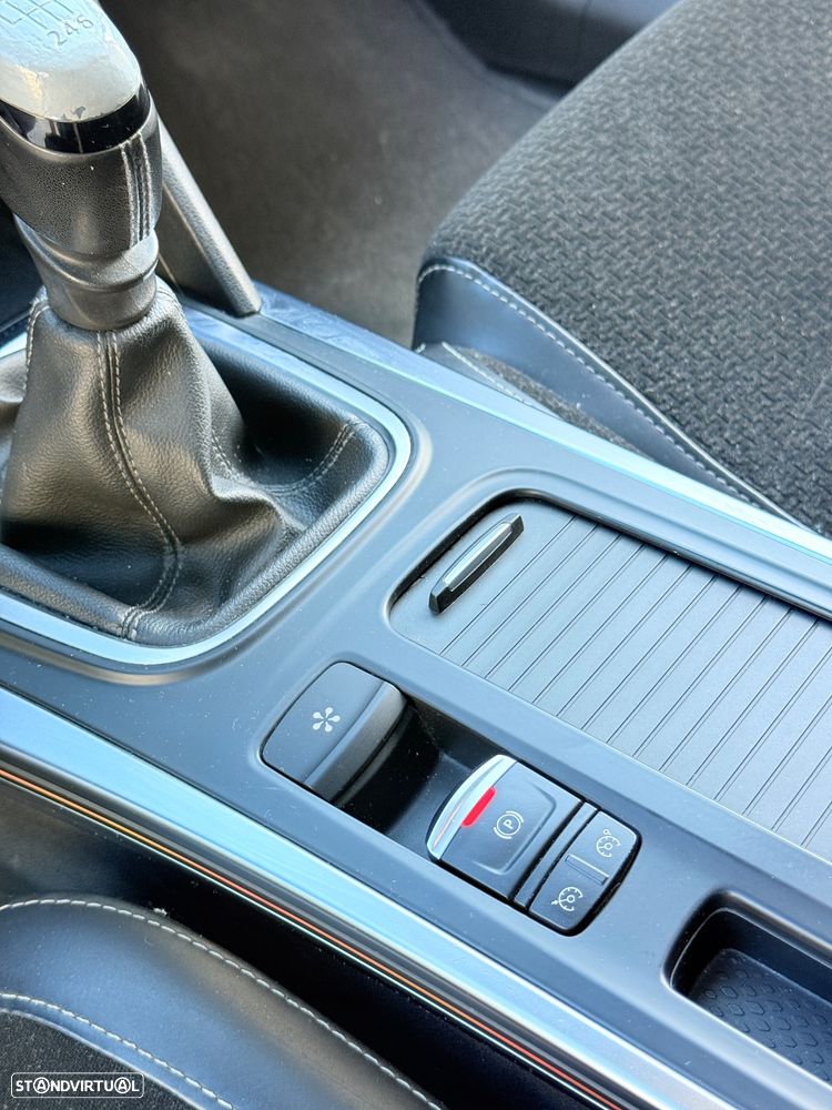 Renault Mégane 1.6 dCi Bose Edition - 10