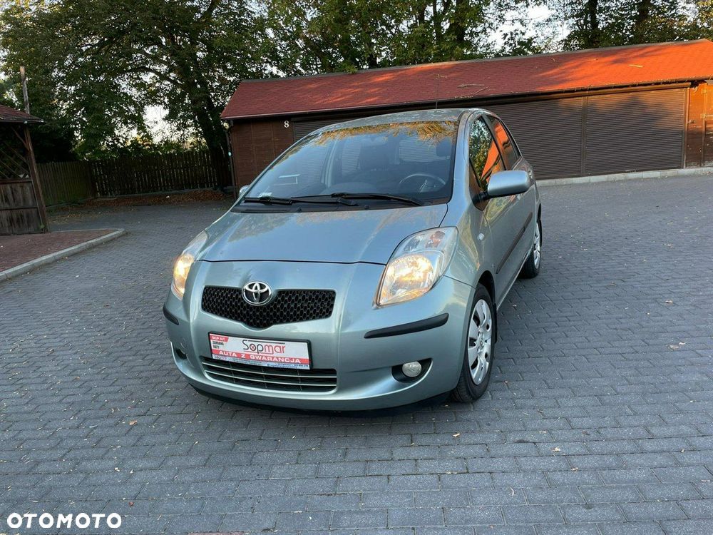Toyota Yaris - 2