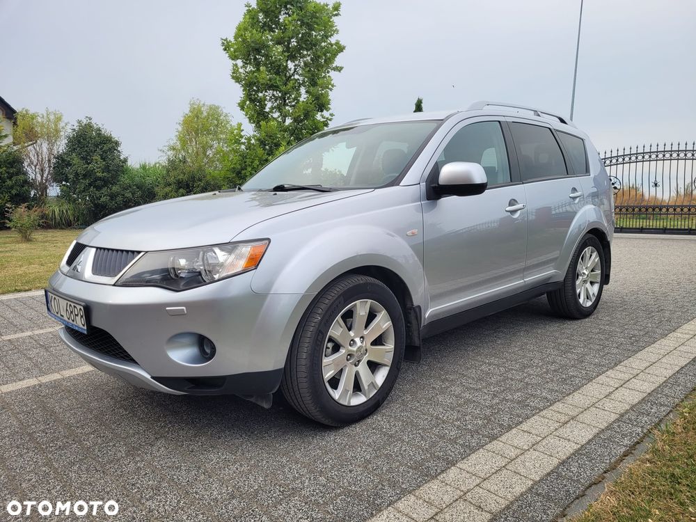 Mitsubishi Outlander 2.2 DID Instyle - 1