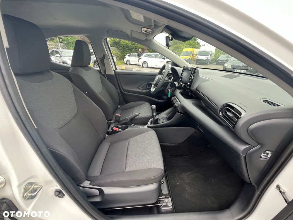 Toyota Yaris - 28