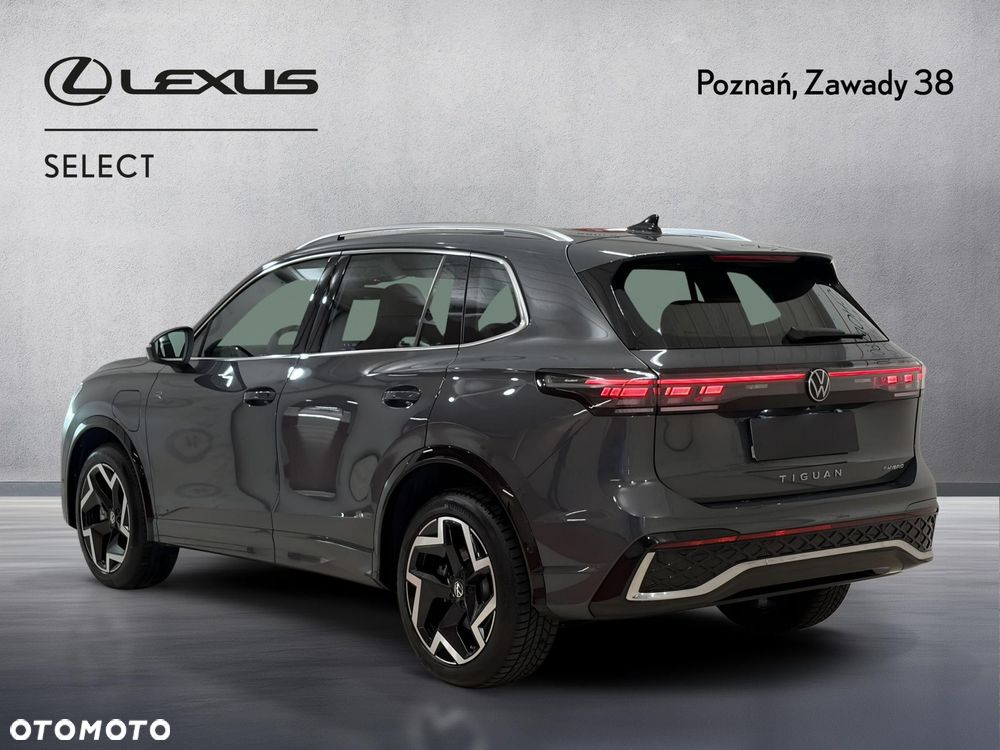 Volkswagen Tiguan - 9