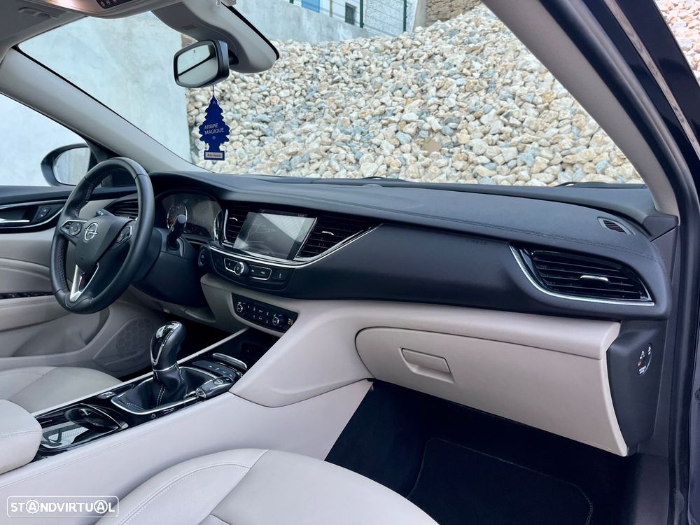 Opel Insignia Grand Sport 1.6 CDTi Ultimate - 26