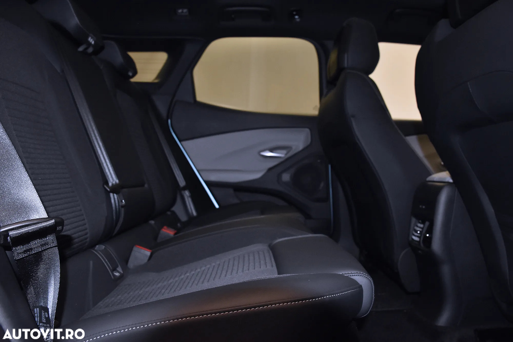 Ford Explorer AWD 79 kWh Extended Range Premium - 23
