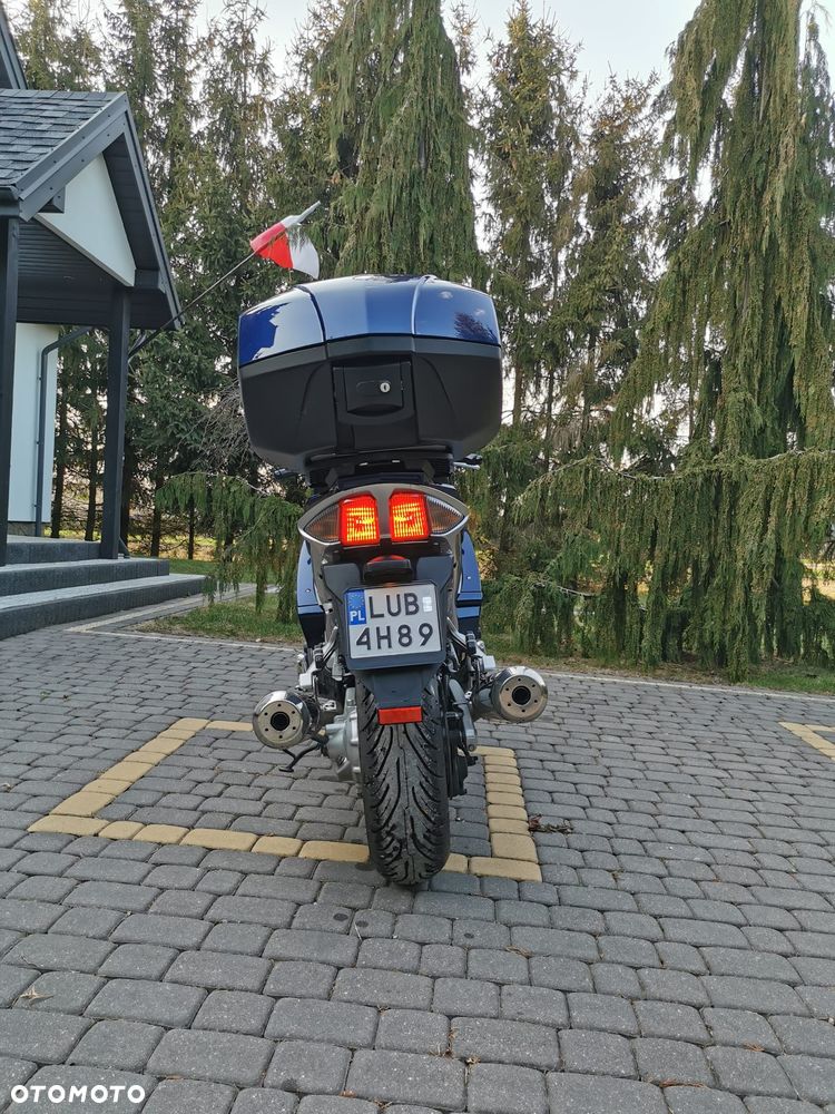 Yamaha FJR - 9