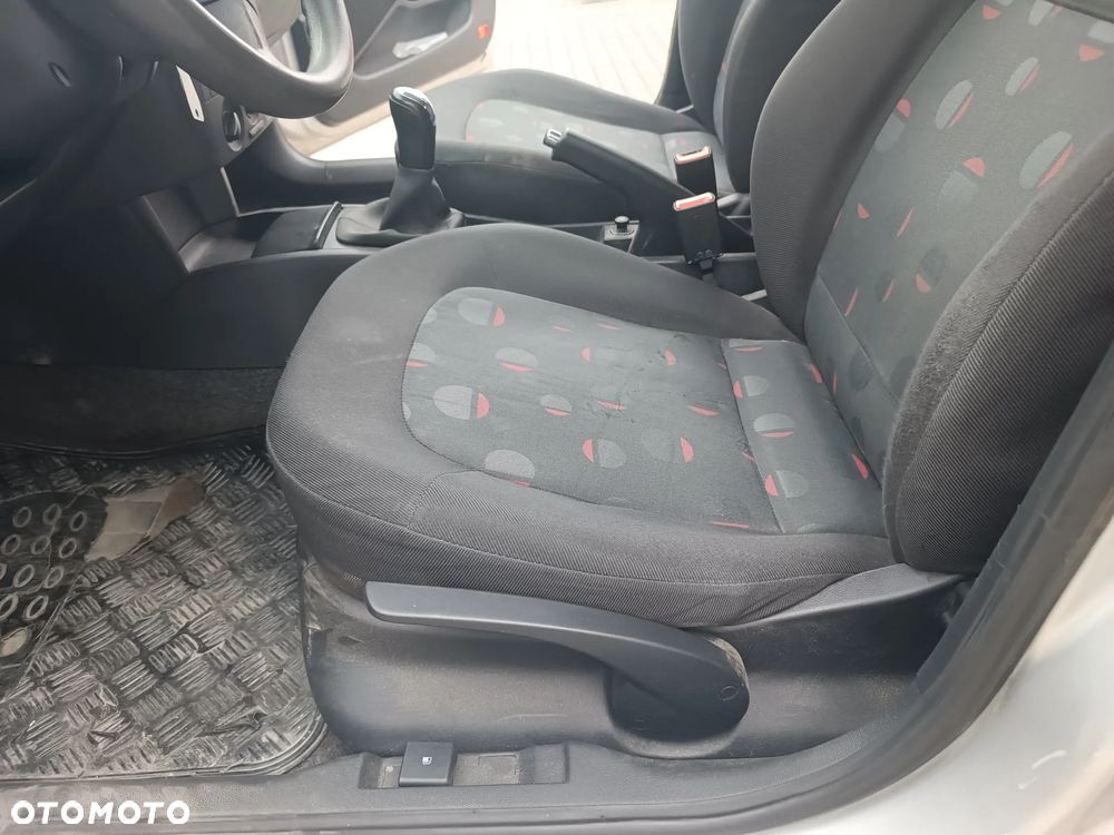 Skoda Fabia 1.4 16V Comfort - 16