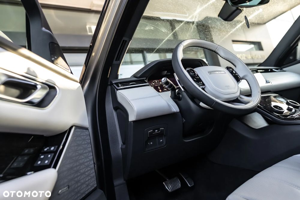 Land Rover Range Rover Velar 3.0d R-Dynamic SE - 18