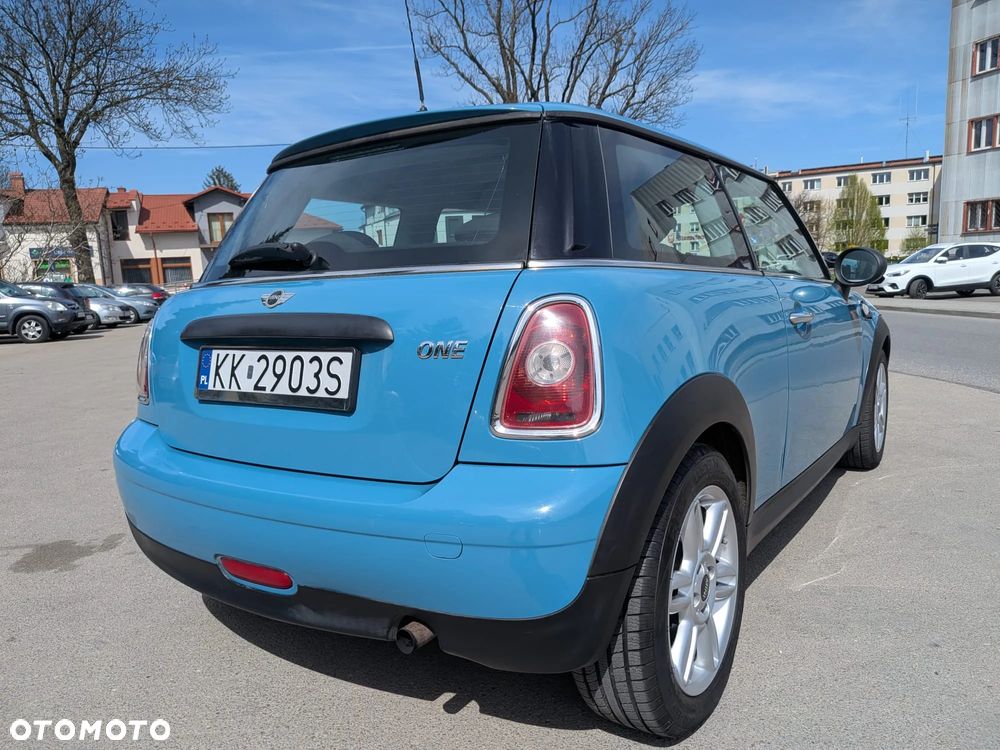 MINI ONE - 15
