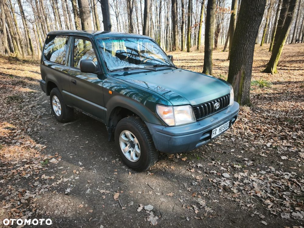 Toyota Land Cruiser KJ70 - 1