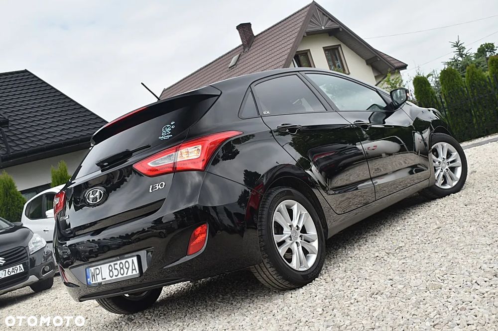 Hyundai i30 1.6 CRDI Trend - 34