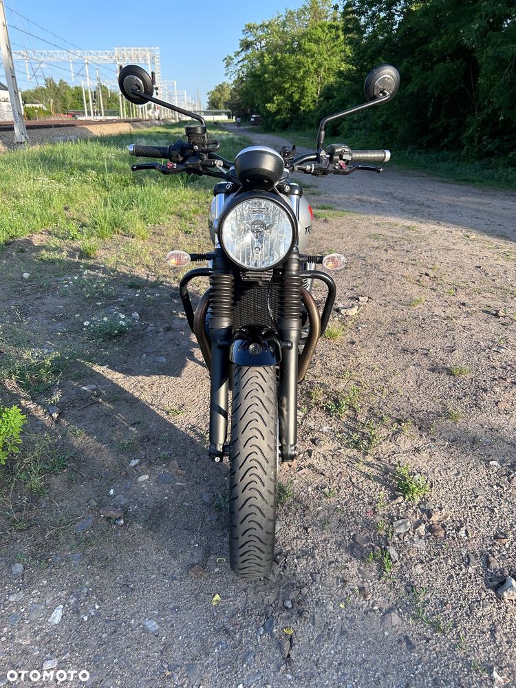 Triumph Street Twin - 5