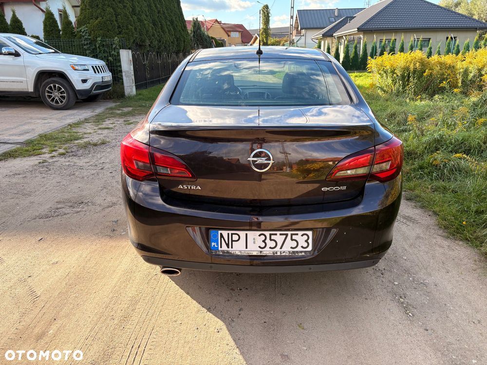 Opel Astra 1.4 T Active EU6 - 4