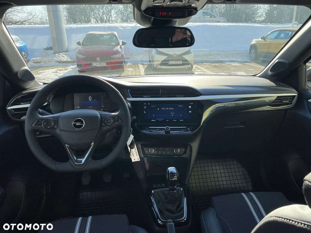 Opel Corsa 1.2 GS S&S - 10