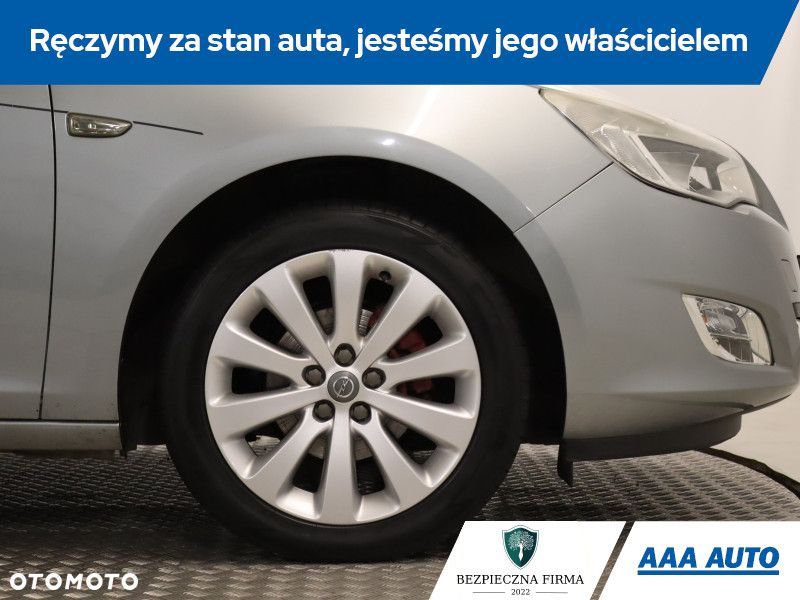 Opel Astra - 16