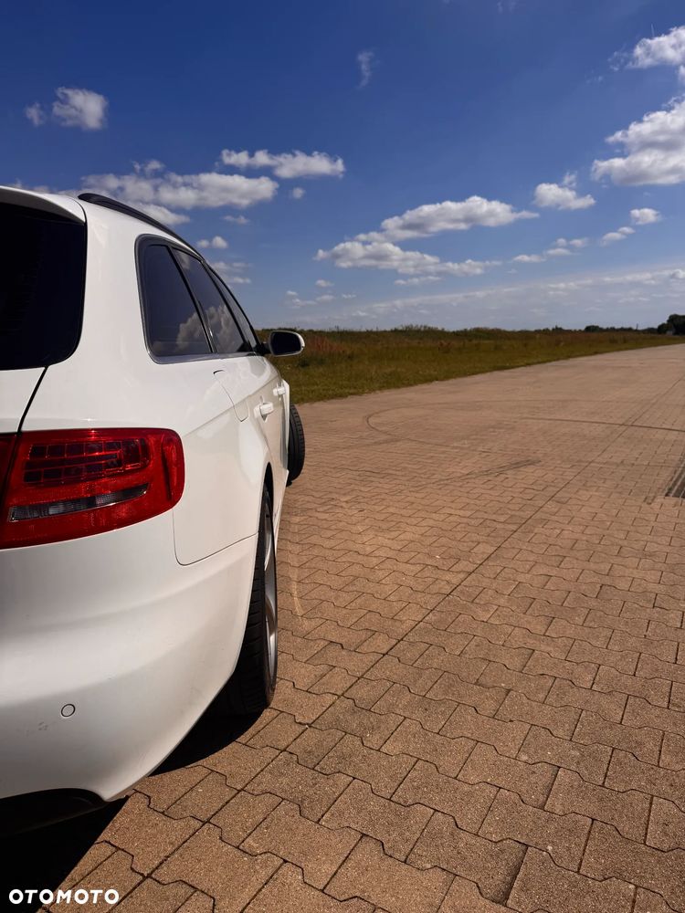 Audi A4 Avant - 5