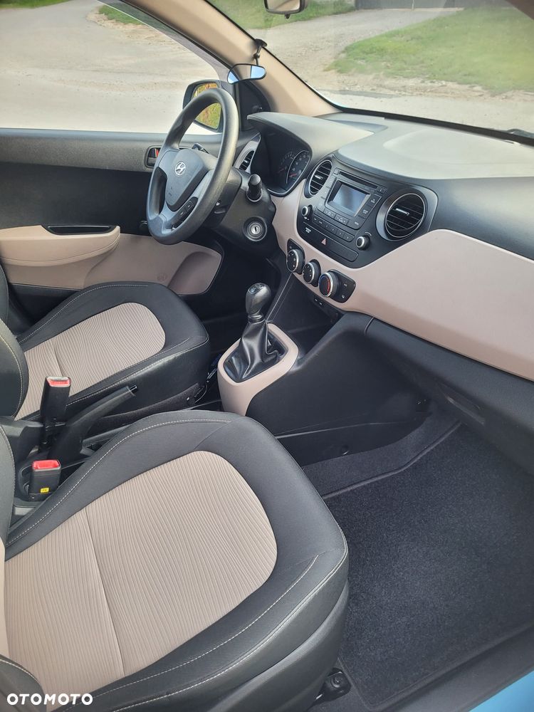 Hyundai i10 1.0 Premium - 12