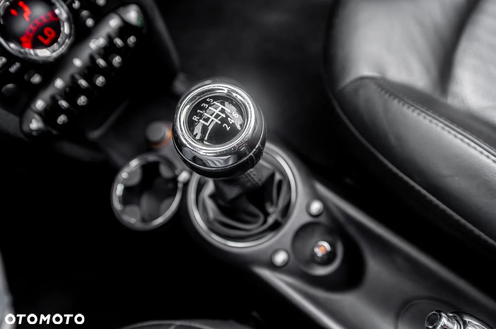 MINI Cooper S Highgate - 32