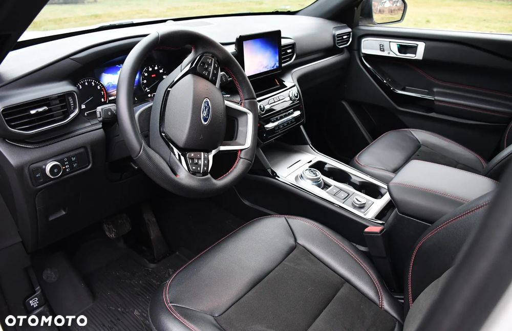 Ford Explorer - 9