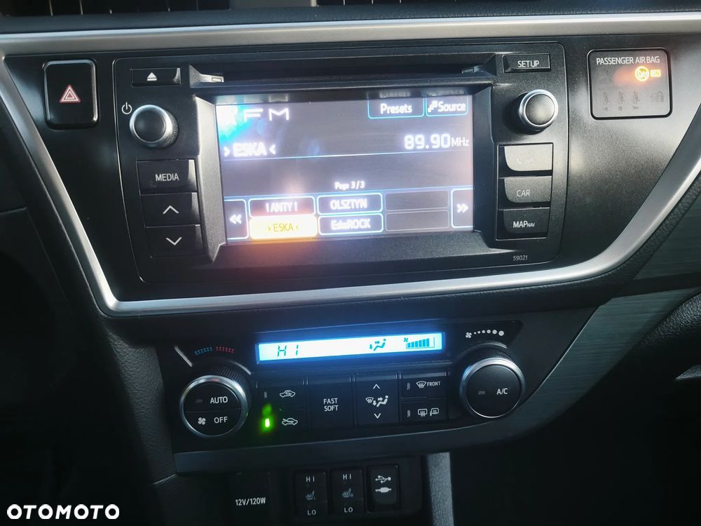 Toyota Avensis - 24