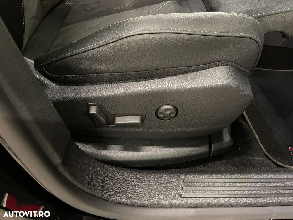 DS Automobiles DS 7 Crossback 1.6 PHeV FWD 225 EAT8 PERFORMANCE LINE + - 28