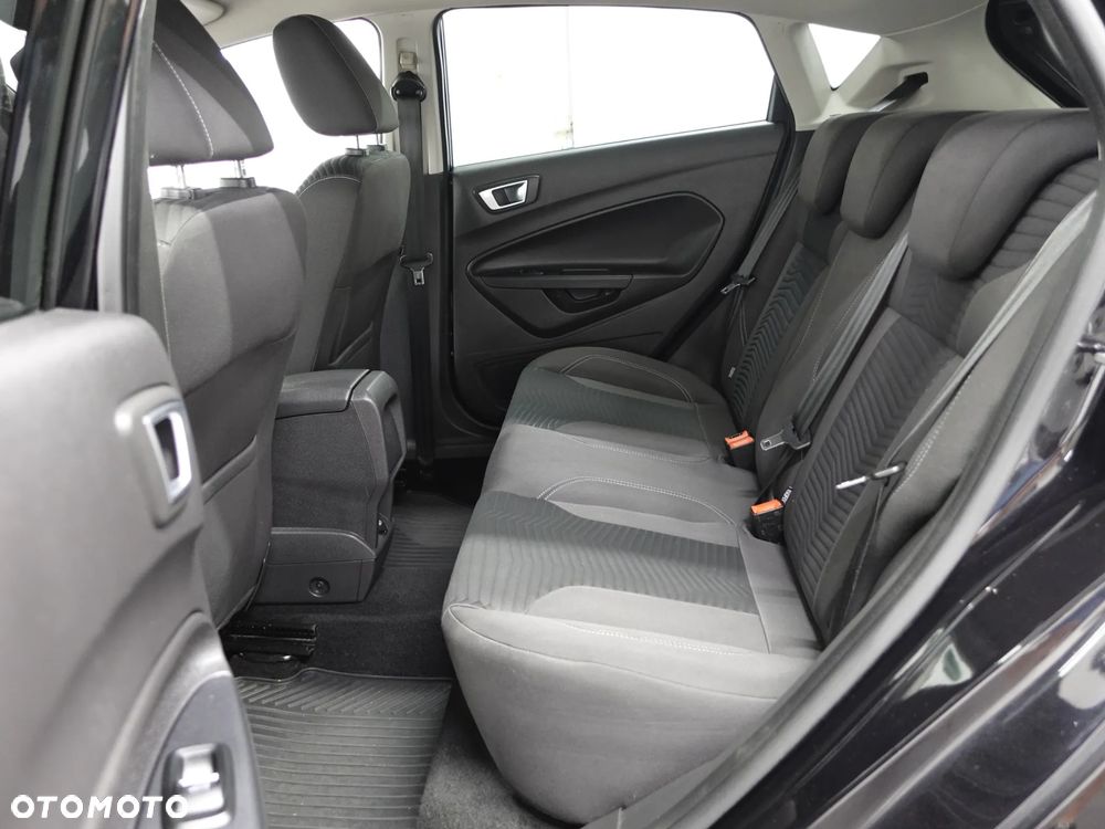Ford Fiesta 1.0 EcoBoost Titanium - 22