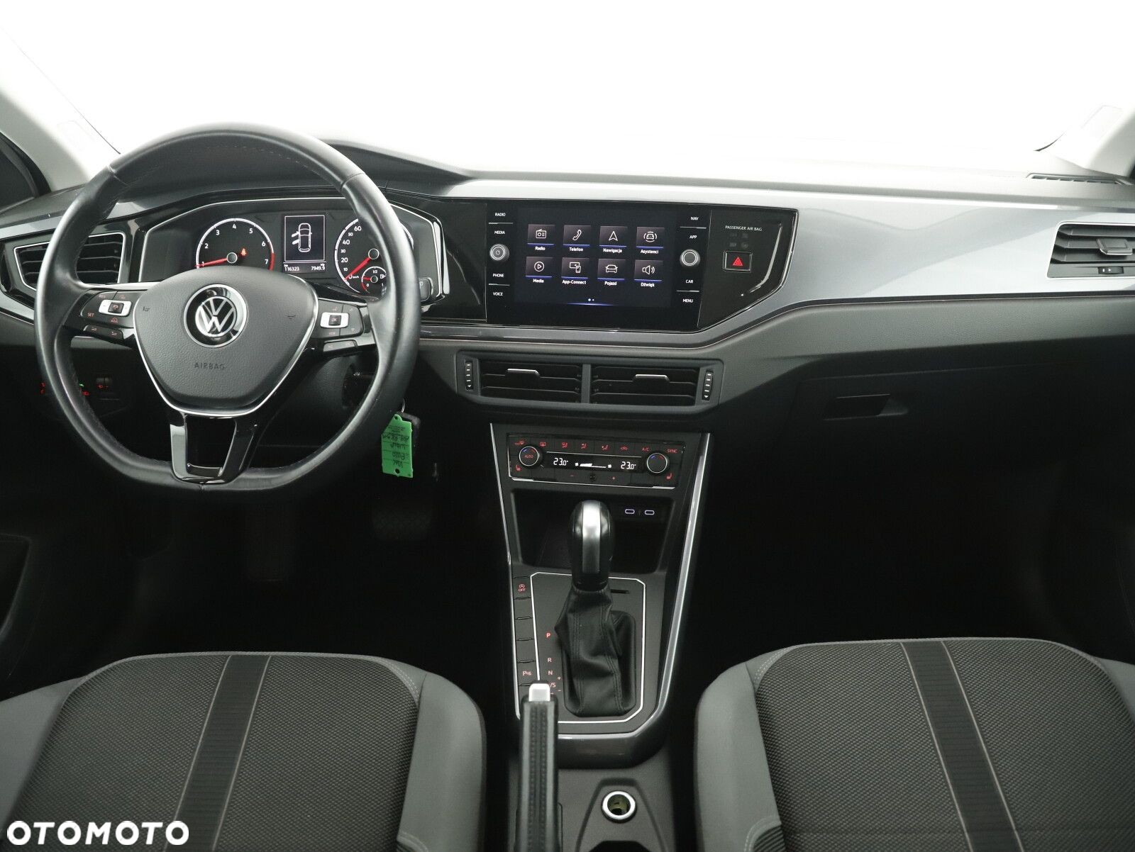 Volkswagen Polo 1.0 TSI Highline DSG - 11