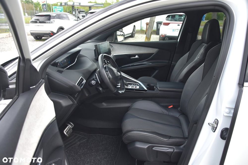 Peugeot 3008 225 e-EAT8 GT Pack - 19