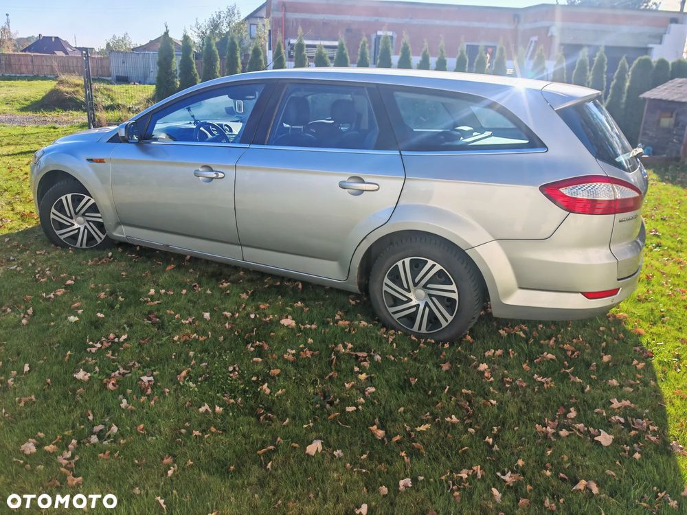 Ford Mondeo - 4