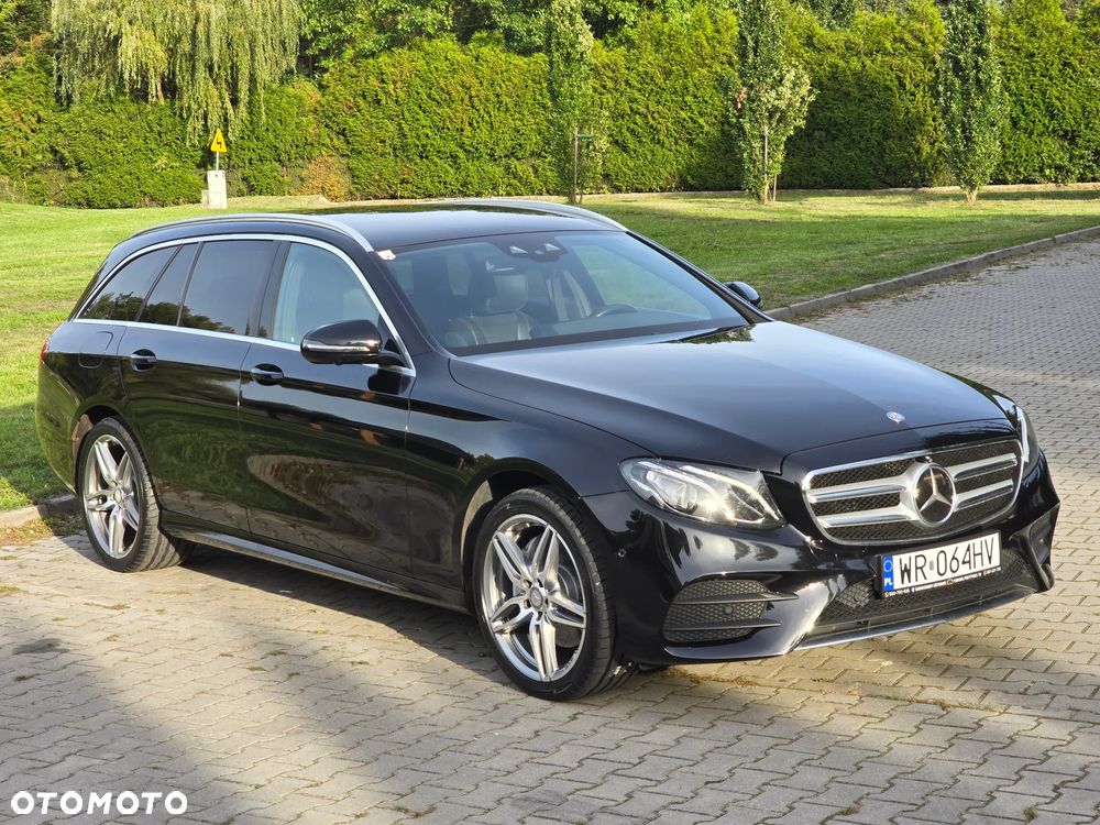 Mercedes-Benz Klasa E 220 d T 9G-TRONIC AMG Line - 4