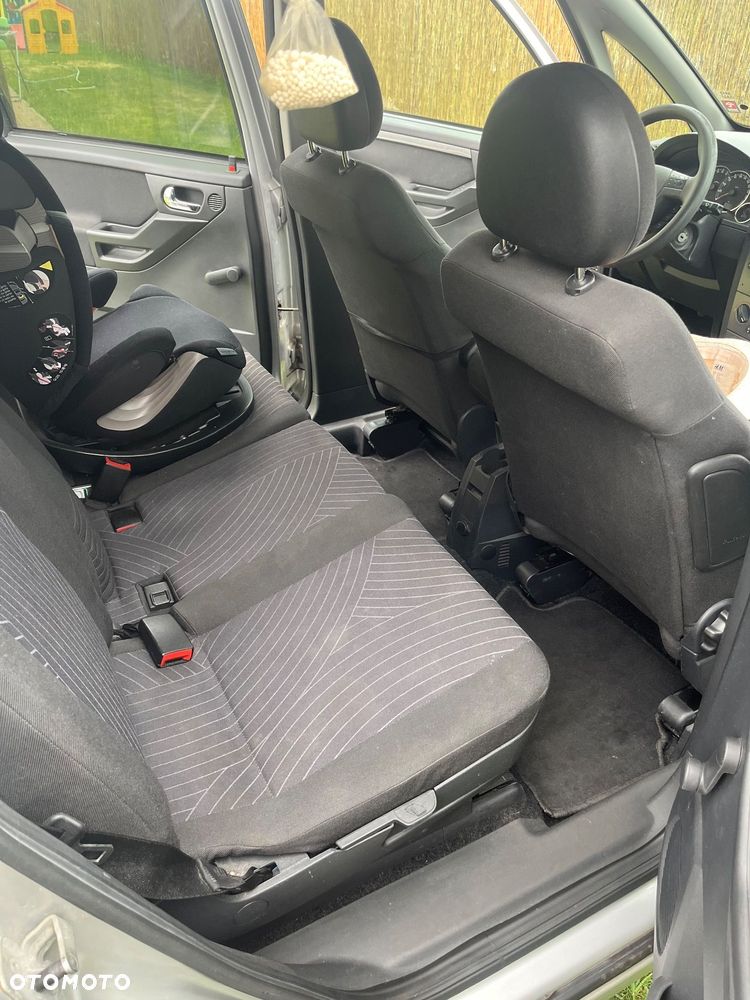 Opel Meriva 1.6 Enjoy - 16