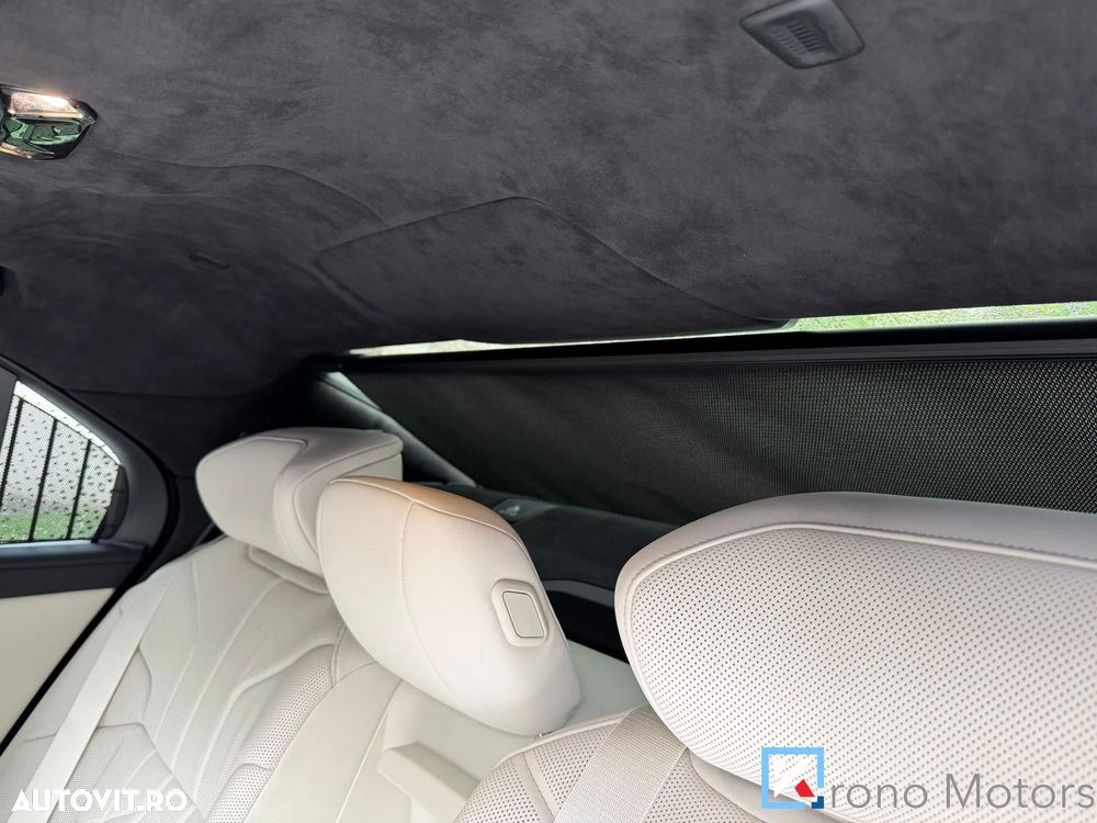 BMW Seria 7 740d xDrive MHEV - 16