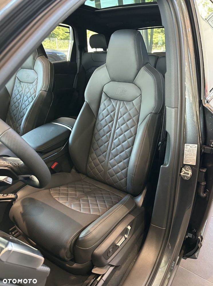 Audi SQ7 - 10