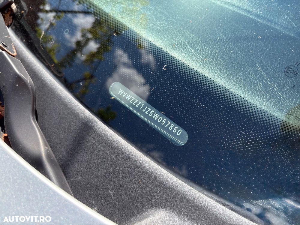 Volkswagen Golf - 12