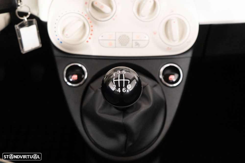 Fiat 500C 1.0 Hybrid Lounge - 21