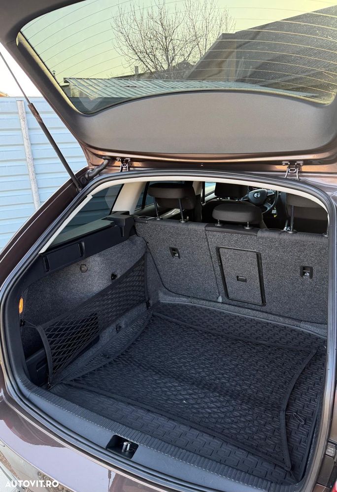 Skoda Octavia 1.6 TDI DPF Elegance - 14