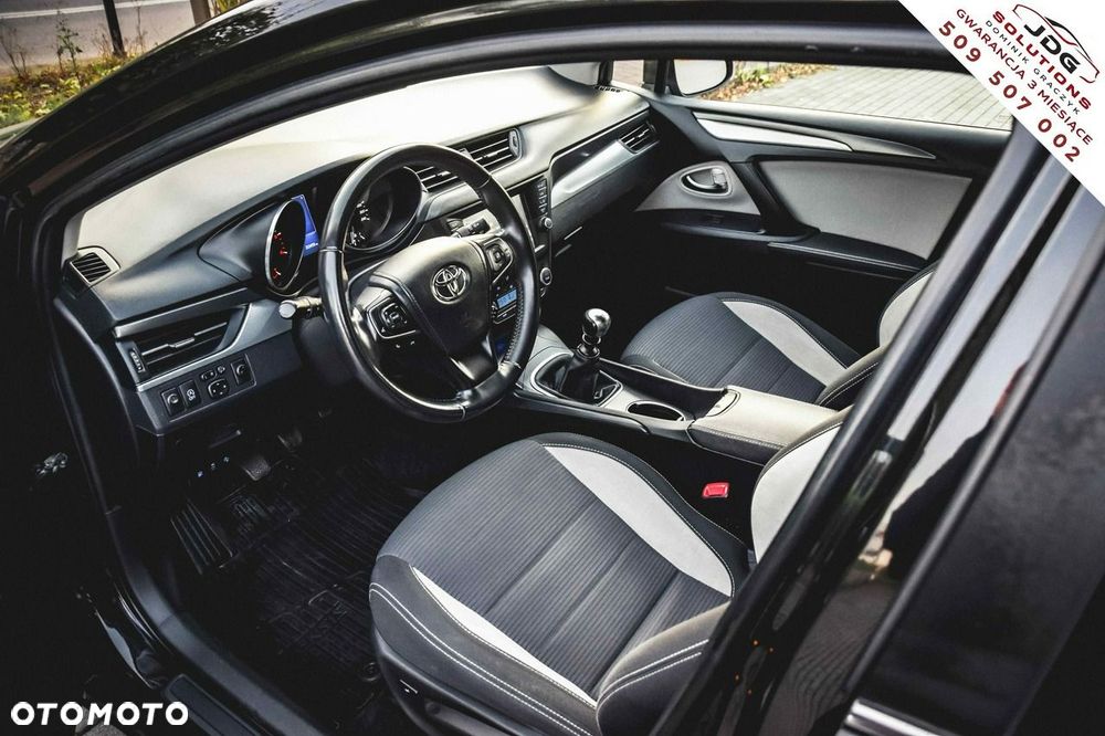 Toyota Avensis 2.0 D-4D Premium - 14