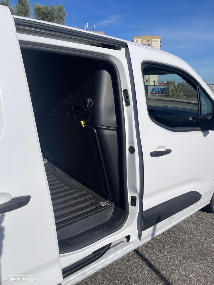 Citroën BERLINGO XL - 27