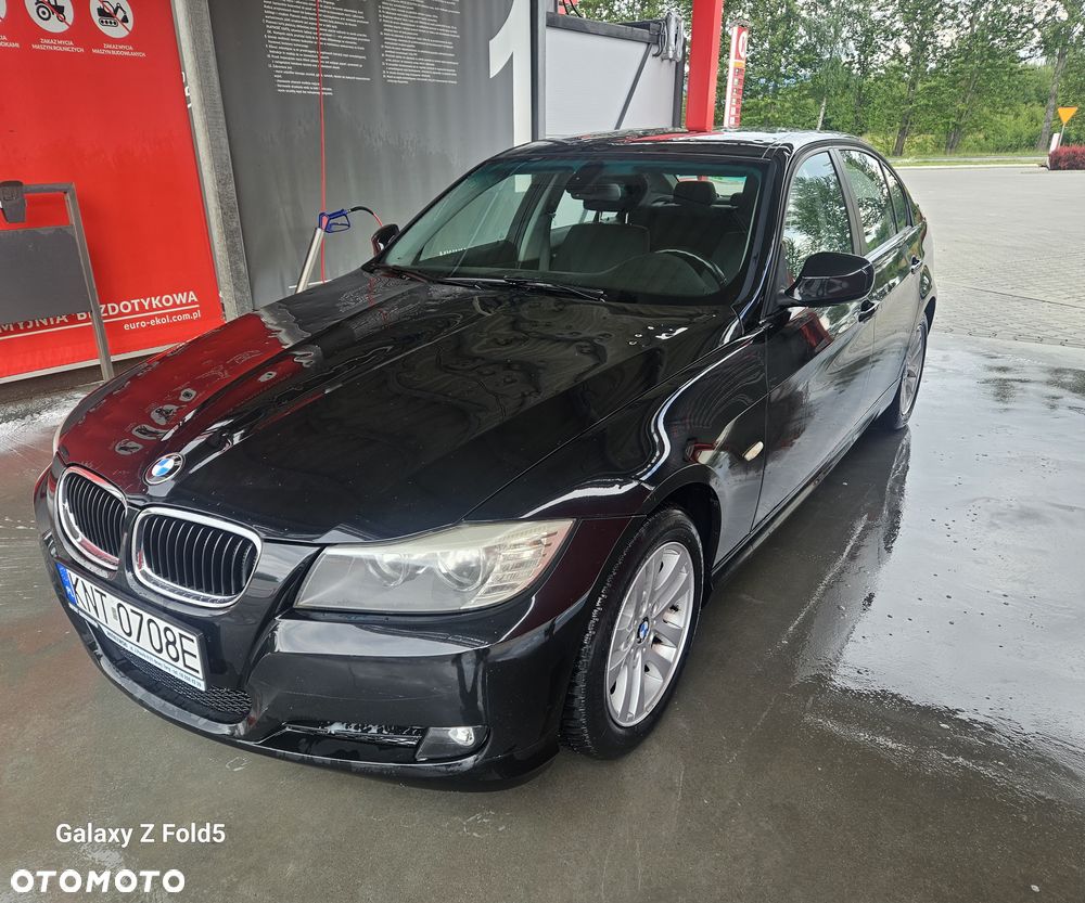 BMW Seria 3 318d EU6 - 2